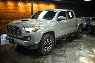 2021 TOYOTA TACOMA photo 2