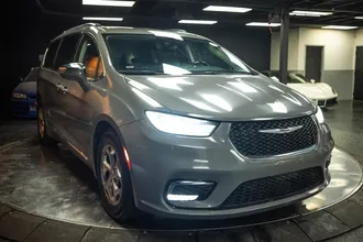 2022 CHRYSLER PACIFICA photo 5