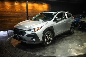 2025 SUBARU CROSSTREK photo 2