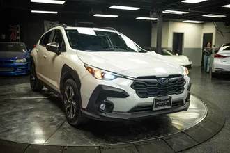 2025 SUBARU CROSSTREK photo 5