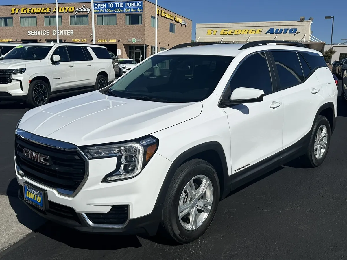 2022 GMC Terrain SLE