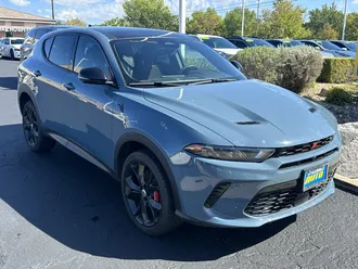 2023 Dodge Hornet photo 2
