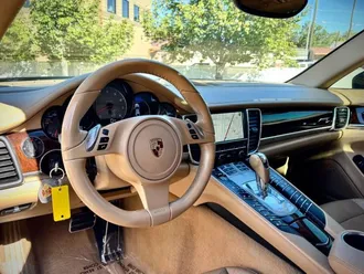 2010 Porsche Panamera photo 5