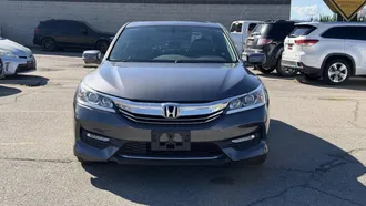2016 Honda Accord photo 2