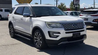 2016 Ford Explorer photo 3
