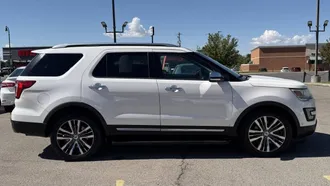 2016 Ford Explorer photo 4