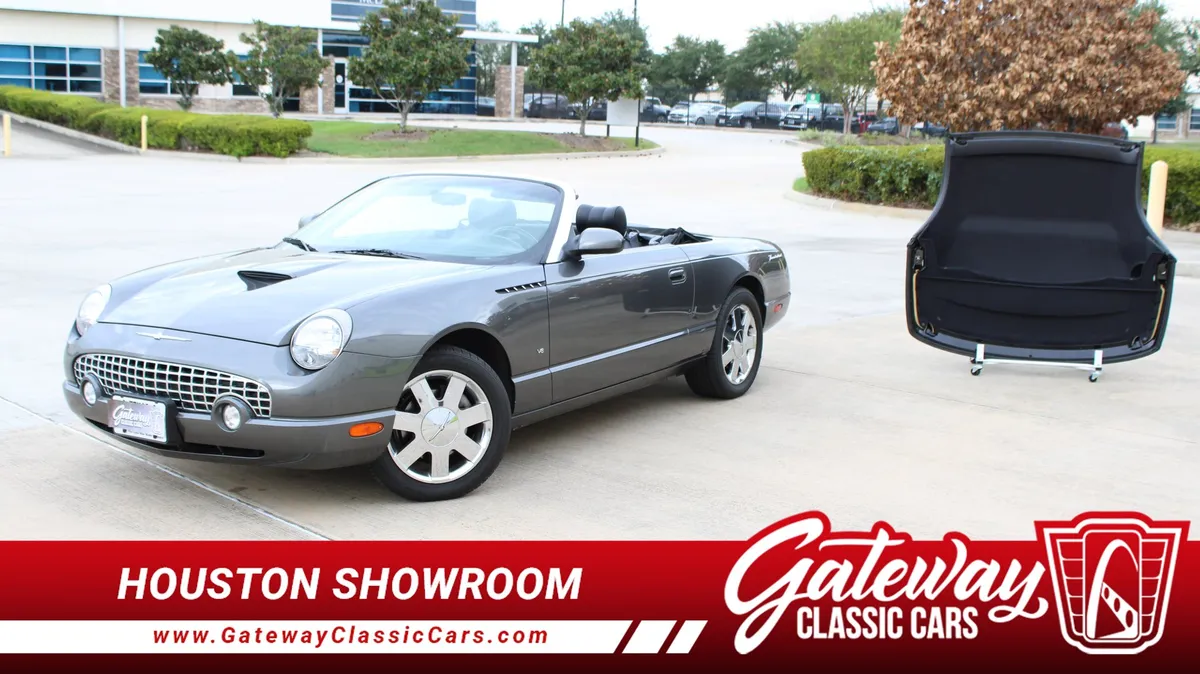 2003 Ford Thunderbird