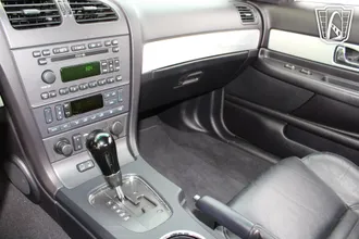 2003 Ford Thunderbird photo 6