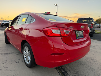 2017 Chevrolet Cruze photo 3