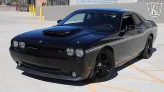 2010 Dodge Challenger photo 4