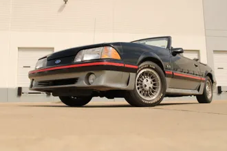 1987 Ford Mustang GT photo 4