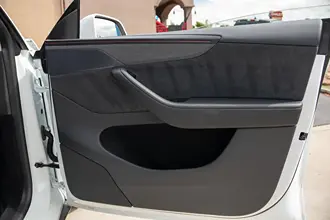 Model Y 31