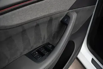 Model Y 18