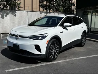 2024 Volkswagen ID.4 Pro photo 3
