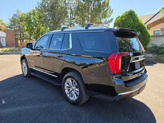 2021 GMC Yukon photo 3