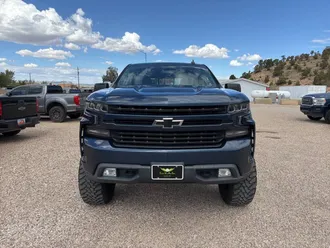 2020 Chevrolet Silverado 1500 photo 3
