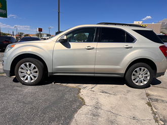 2011 Chevrolet Equinox photo 2