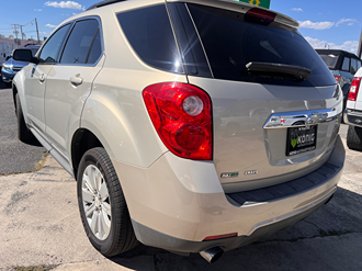 2011 Chevrolet Equinox photo 3