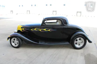 1933 Ford 3 Window Coupe photo 2