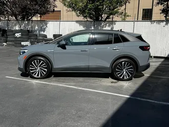 2024 Volkswagen ID.4 Pro photo 4