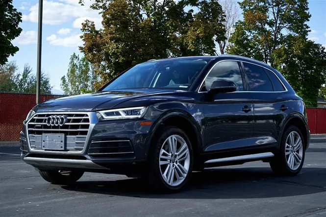 2018 AUDI Q5