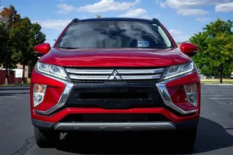 2019 MITSUBISHI ECLIPSE CROSS photo 2