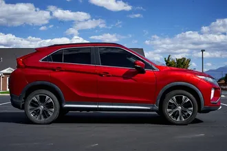 2019 MITSUBISHI ECLIPSE CROSS photo 4