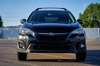 2019 SUBARU CROSSTREK photo 2