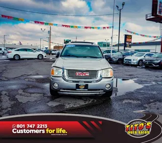 2004 GMC Envoy XUV photo 2