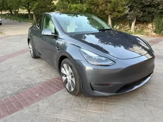 2023 Tesla Model Y photo 7