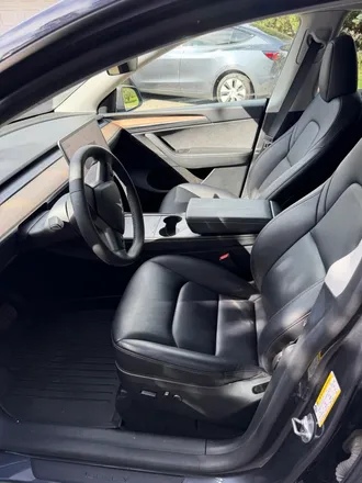 2023 Tesla Model Y photo 5