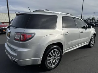 2013 GMC Acadia photo 3