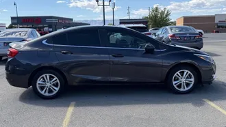 2017 Chevrolet Cruze photo 4