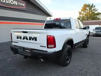 2018 Ram 1500 Crew Cab photo 5
