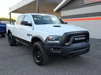 2018 Ram 1500 Crew Cab photo 7