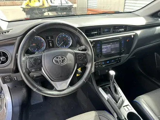 2018 Toyota Corolla photo 6