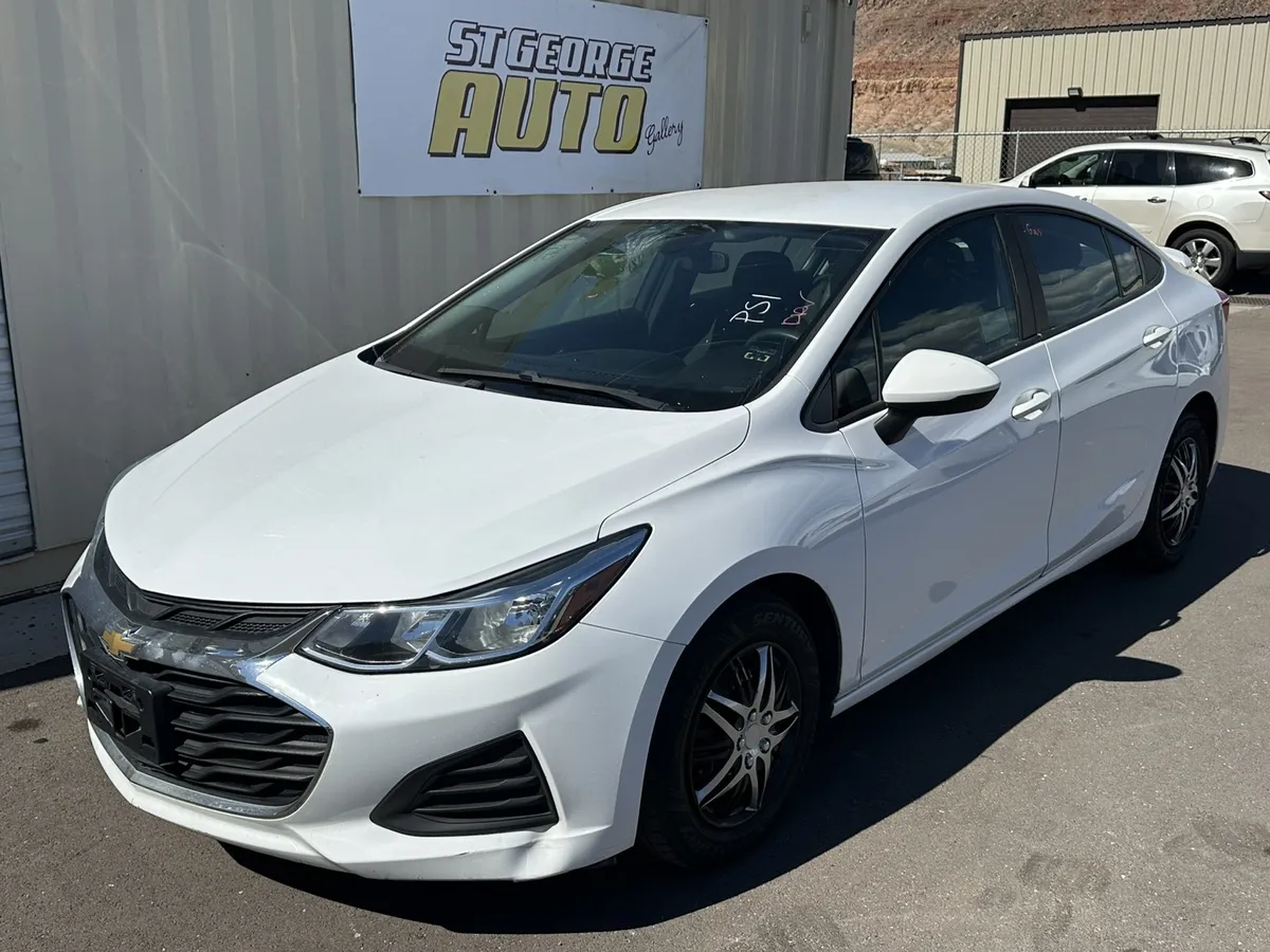2019 Chevrolet Cruze LS