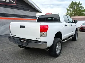 2009 Toyota Tundra CrewMax photo 5