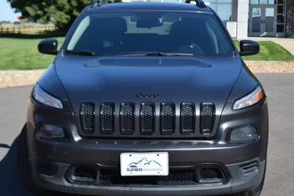 2017 Jeep Cherokee photo 6