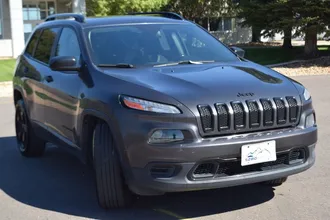 2017 Jeep Cherokee photo 7