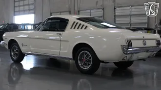 1966 Ford Mustang photo 4