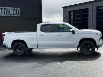 2024 Chevrolet Silverado 1500 photo 3