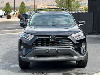 2021 Toyota RAV4 Hybrid photo 2