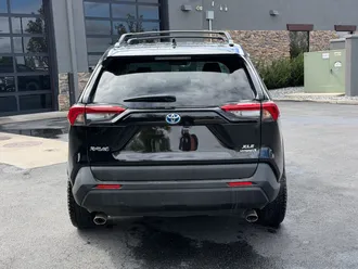 2021 Toyota RAV4 Hybrid photo 4