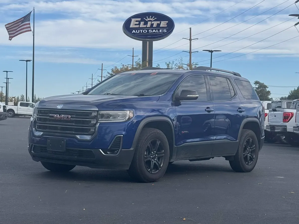 2023 GMC Acadia AT4