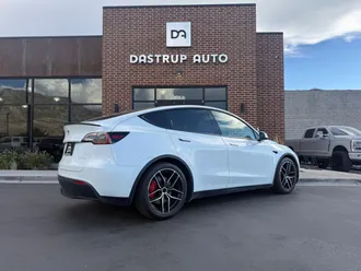 2022 Tesla Model Y photo 5