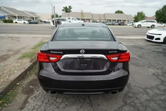 2017 Nissan Maxima photo 7
