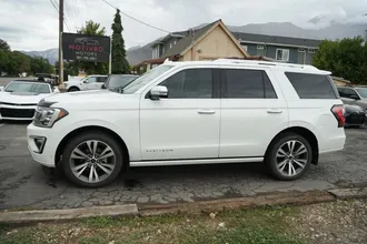 2020 Ford Expedition photo 2