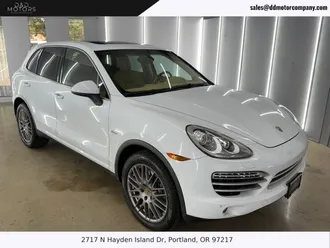 2014 Porsche Cayenne photo 3