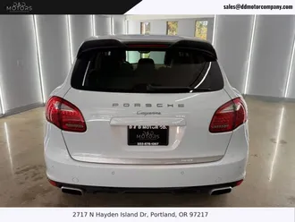 2014 Porsche Cayenne photo 7